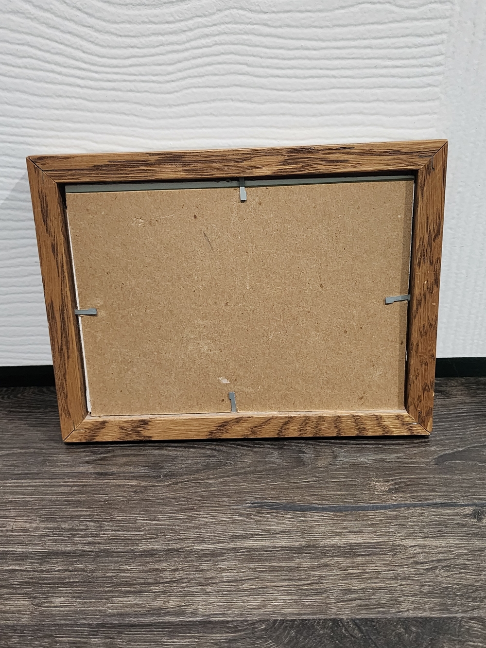Sentimental Heart Frame Accent - Picture 2 of 2